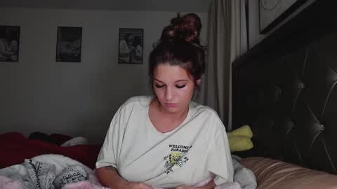 Snapshot of svtf2323 chatting on 18, 12, 2024 SV online show from 18, 12, 2024