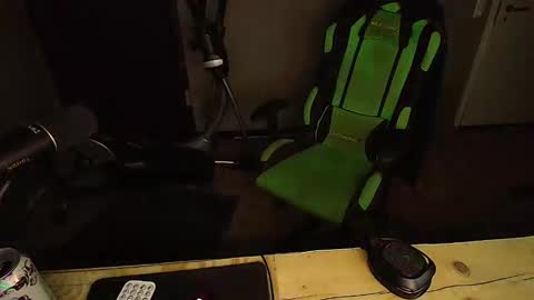 Snapshot of swaicy1990 chatting on 20, 9, 2025 swaicy1990 online show from 20, 9, 2025