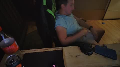 Snapshot of swaicy1990 chatting on 24, 10, 2025 swaicy1990 online show from 24, 10, 2025