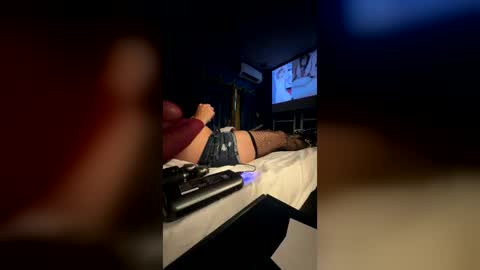 Johnny Cum Lover online show from 29, 7, 2026