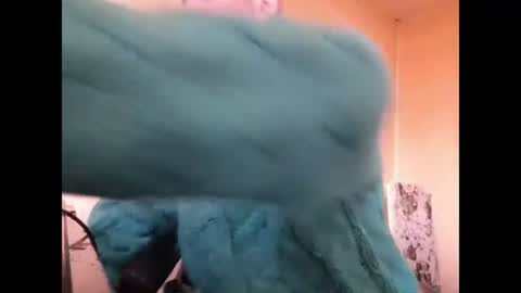 sweaterboy666 online show from 22, 7, 2026