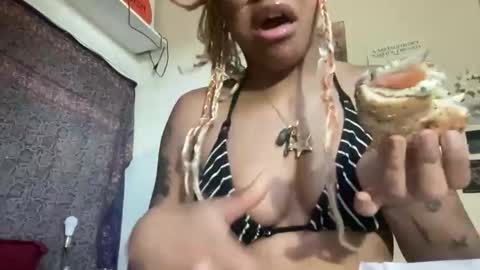 june  online show from 20, 4, 2026