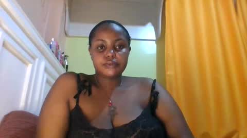 sweet52537 online show from 13, 1, 2026