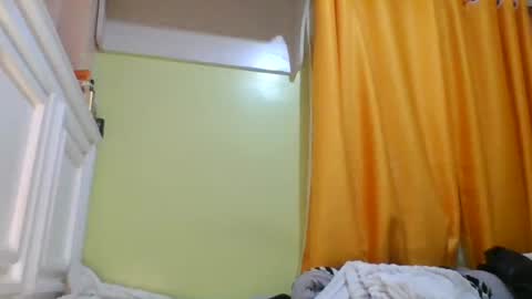 sweet52537 online show from 19, 4, 2026