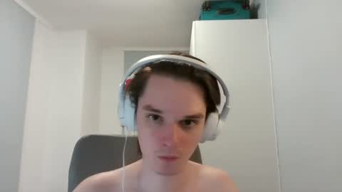 Sweet boy online show from 18, 7, 2026