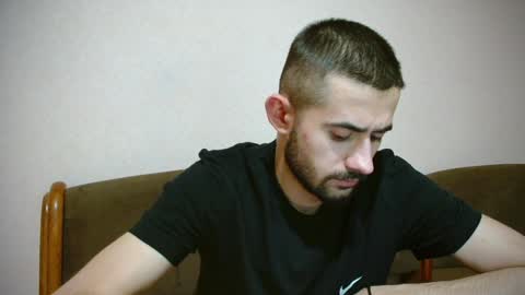 Snapshot of sweet__daddy8 chatting on 9, 12, 2024 BredEmiliya online show from 9, 12, 2024