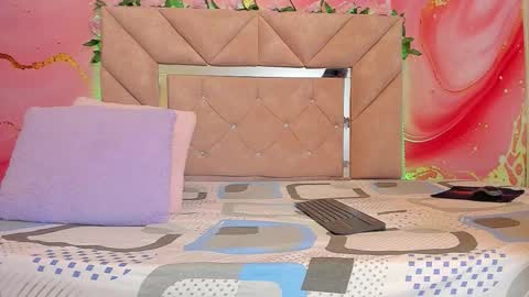 Snapshot of sweet__luna__ chatting on 25, 2, 2026 sweet__luna__ online show from 25, 2, 2026