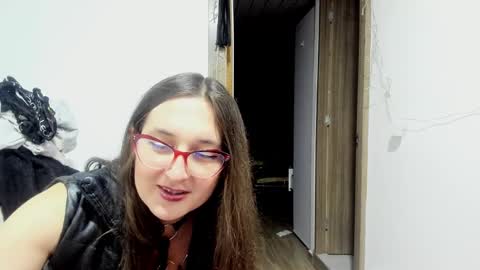 sweet__suck69bitch online show from 18, 12, 2024