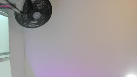 Vanessa online show from 5, 7, 2026