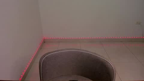 Anie online show from 4, 1, 2025