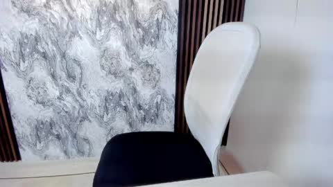 Snapshot of sweet_aura31 chatting on 6, 5, 2026 Aura online show from 6, 5, 2026