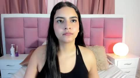 Snapshot of sweet_aura31 chatting on 20, 5, 2026 Aura online show from 20, 5, 2026