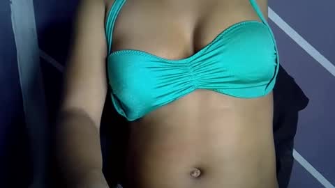 Snapshot of sweet_berry31 chatting on 20, 9, 2025 baby girl online show from 20, 9, 2025