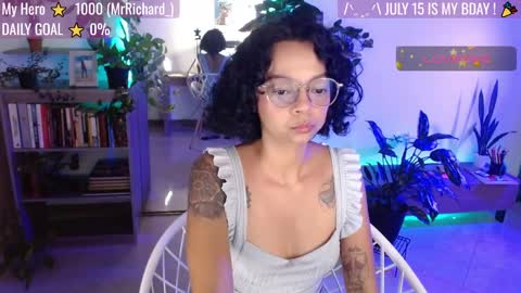 Snapshot of sweet_bluee chatting on 31, 5, 2026 Tutti online show from 31, 5, 2026