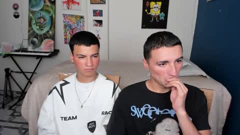 Snapshot of sweet_boys_xx chatting on 20, 12, 2024 CristianBrayan PVT OPEN online show from 20, 12, 2024