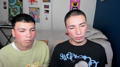 Snapshot of sweet_boys_xx chatting on 16, 1, 2025 CristianBrayan PVT OPEN online show from 16, 1, 2025