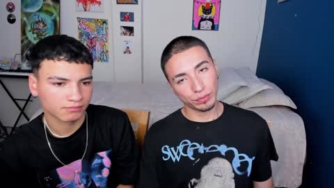 Snapshot of sweet_boys_xx chatting on 16, 1, 2025 CristianBrayan PVT OPEN online show from 16, 1, 2025