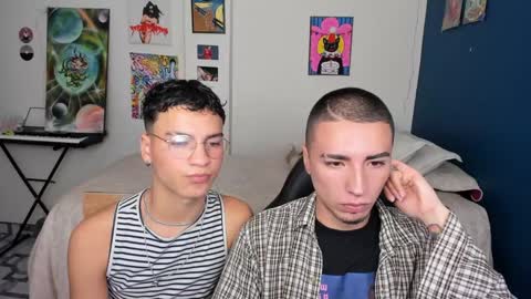 Snapshot of sweet_boys_xx chatting on 3, 2, 2025 CristianBrayan PVT OPEN online show from 3, 2, 2025