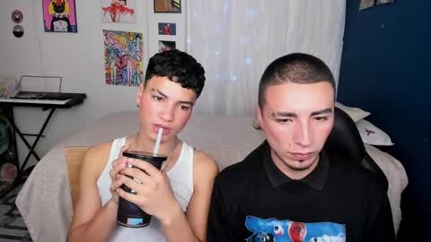 Snapshot of sweet_boys_xx chatting on 21, 2, 2025 CristianBrayan PVT OPEN online show from 21, 2, 2025