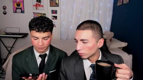 Snapshot of sweet_boys_xx chatting on 24, 2, 2025 CristianBrayan PVT OPEN online show from 24, 2, 2025