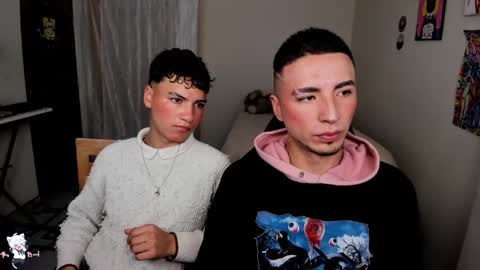 Snapshot of sweet_boys_xx chatting on 12, 3, 2025 CristianBrayan PVT OPEN online show from 12, 3, 2025