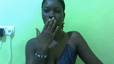 sweet_cherie1 online show from 5, 4, 2026