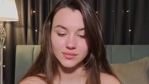 Snapshot of sweet_haeven chatting on 22, 5, 2026 Im Mia.LOVELY PATTERNS 100 120 160 200 my toy buzzes from 2 tip online show from 22, 5, 2026