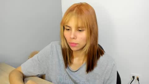 Snapshot of sweet_hann chatting on 25, 2, 2025 Hanna online show from 25, 2, 2025