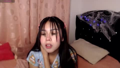 Snapshot of sweet_hannaah chatting on 4, 10, 2025 Hannah online show from 4, 10, 2025