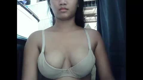 Hazel online show from 4, 12, 2025