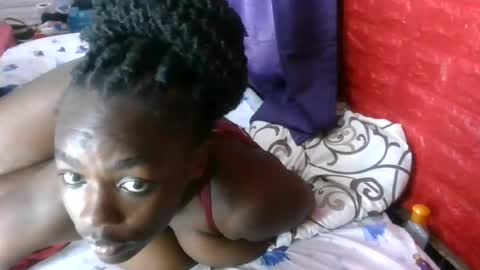 Snapshot of sweet_hennessey chatting on 19, 6, 2026 sweet_hennessey online show from 19, 6, 2026