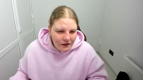 Snapshot of sweet_karla_la chatting on 2, 5, 2026 Karla online show from 2, 5, 2026