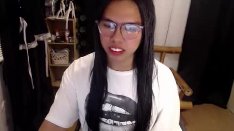 sweet_kyline69 online show from 18, 9, 2025