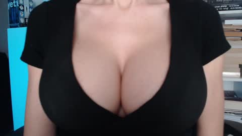 Jen online show from 25, 2, 2026