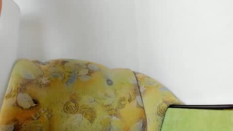 Snapshot of sweet_lil_thing chatting on 23, 6, 2026 Jen online show from 23, 6, 2026