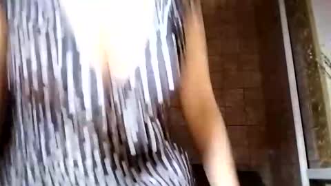 Snapshot of sweet_lilgirl_x chatting on 10, 3, 2025 Anna online show from 10, 3, 2025