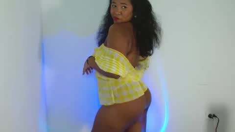 Snapshot of sweet_lilth chatting on 5, 5, 2026 sweet-lilith online show from 5, 5, 2026