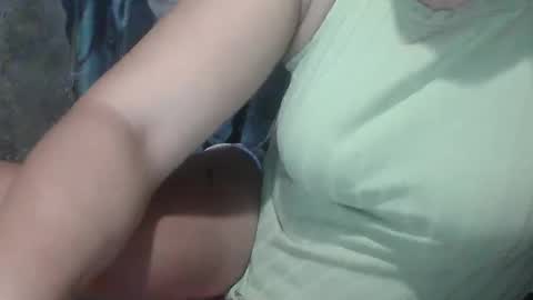 sweet_lily0613 online show from 3, 2, 2025