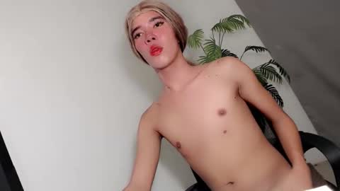 sweet_melody69 online show from 18, 4, 2026