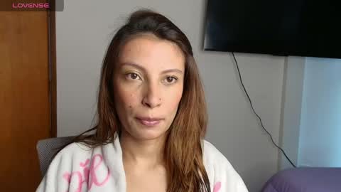 Snapshot of sweet_moon_v_ chatting on 1, 5, 2026 sweet_moon_v_ online show from 1, 5, 2026