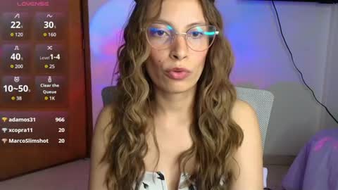 Snapshot of sweet_moon_v_ chatting on 14, 6, 2026 sweet_moon_v_ online show from 14, 6, 2026