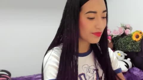 Nhaomy online show from 8, 2, 2026