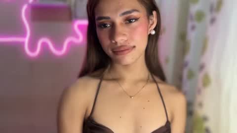 sweet_nikki03 online show from 24, 9, 2025