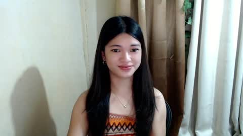 sweet_nylia online show from 21, 7, 2026