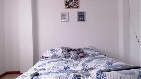 sweet_paradisex5 online show from 15, 9, 2025