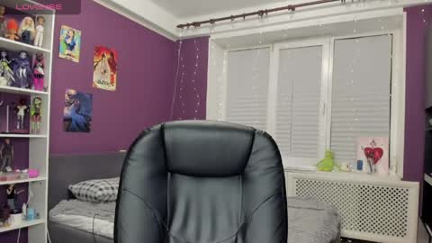 Snapshot of sweet_peach__ chatting on 16, 5, 2026 kira online show from 16, 5, 2026