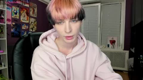 Snapshot of sweet_peach__ chatting on 21, 5, 2026 kira online show from 21, 5, 2026