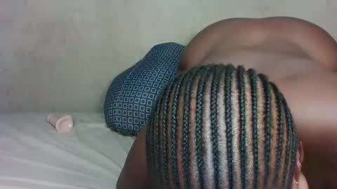 sweet_pie29 online show from 15, 4, 2026