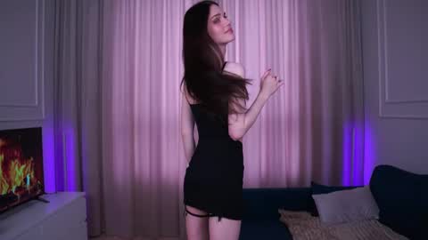 Vanessa online show from 10, 3, 2025