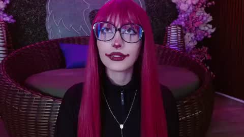 Snapshot of sweet_roxanee chatting on 4, 7, 2026 Roxanee online show from 4, 7, 2026